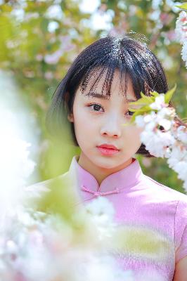 她只是表面清纯(NP)作者:归零